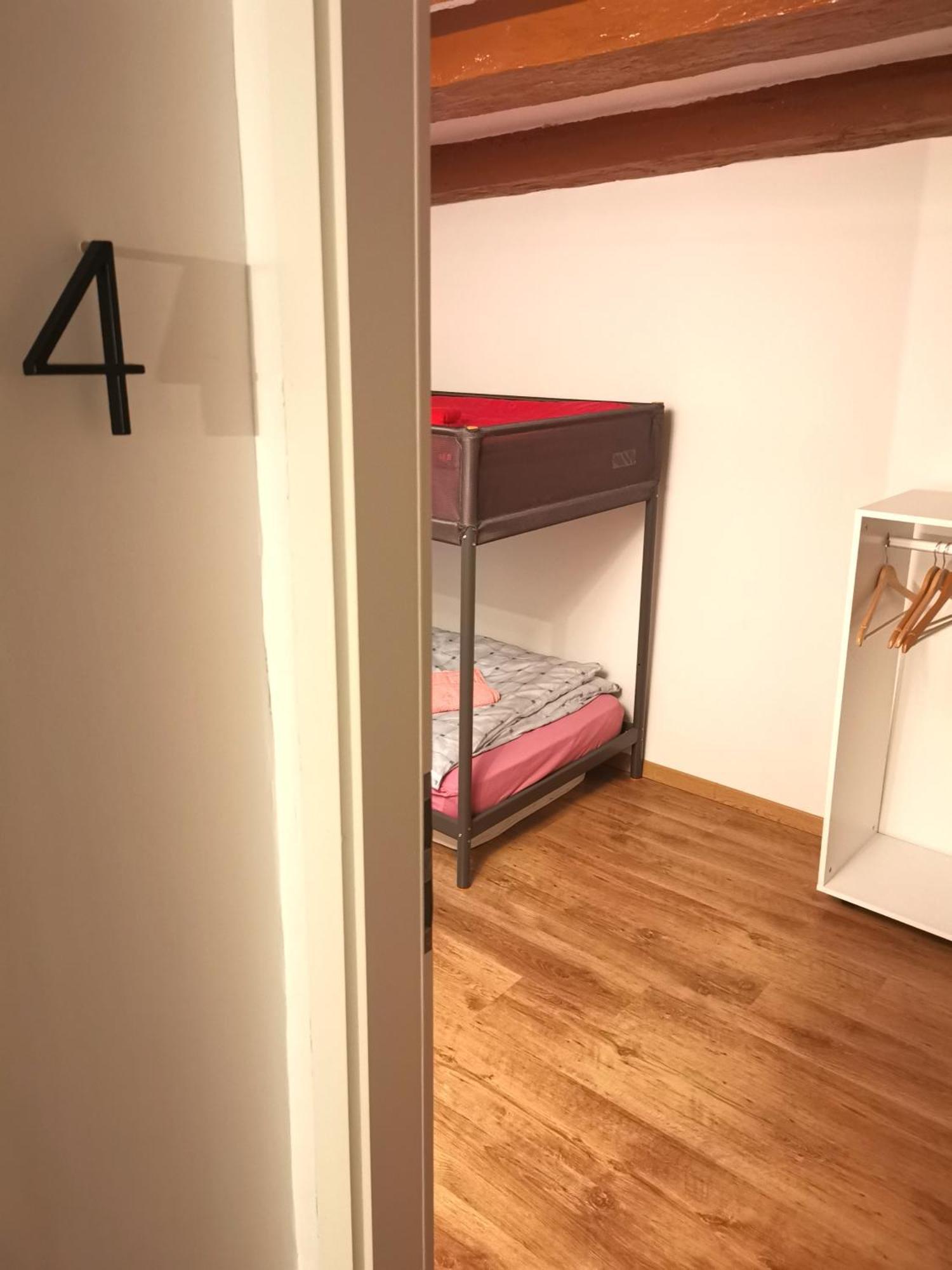 Ostello La Bergerie La Neuveville Esterno foto